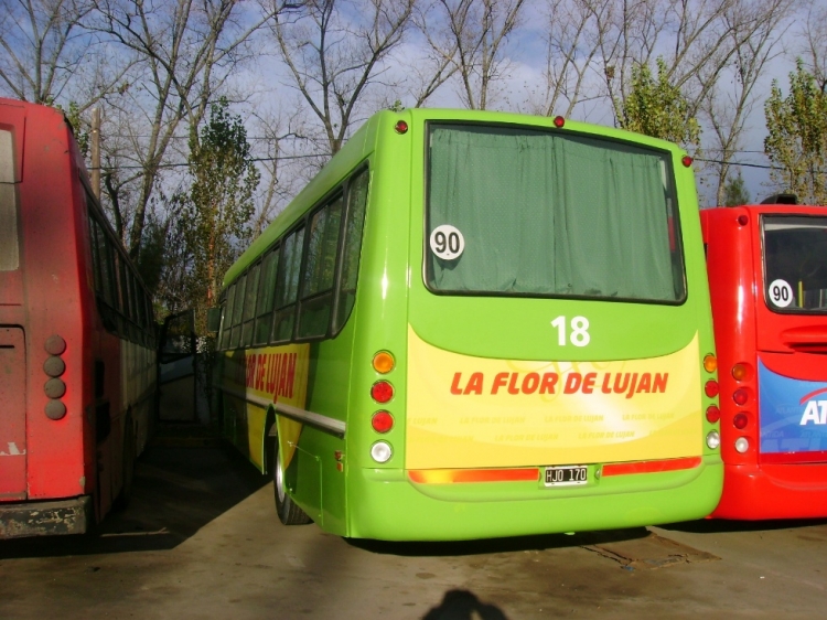 Agrale MA 15 - Metalpar - La Flor de Luján
HJO 170
Línea 256 - Interno 18
Interno 18 de "La Flor de Luján", línea 256
