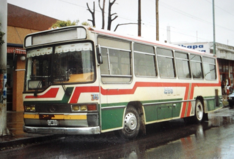 Mercedes-Benz OH 1316 - Ei-Var - Empresa Bartolomé Mitre
B 2707850 - RMY 669
Otra imagen del 35 de la 162, en el año 2001.

http://galeria.bus-america.com/displayimage.php?pos=-28265
