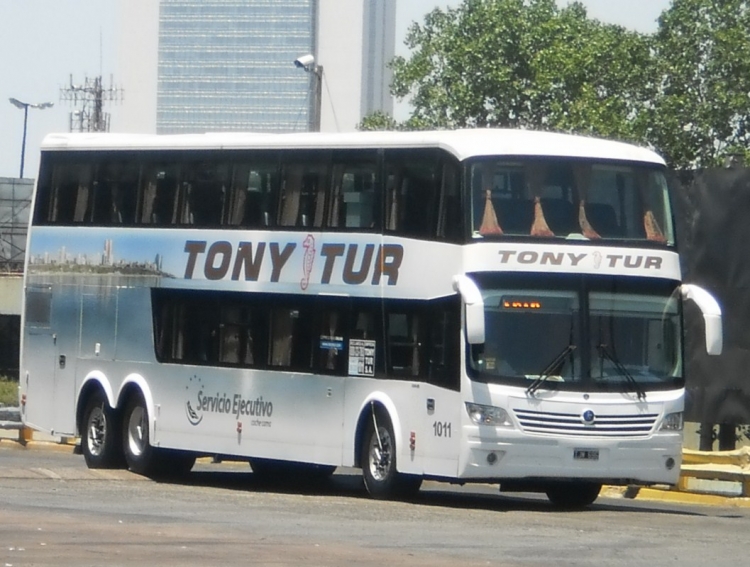 Scania K380 - Troyano Calixto DP - Tony Tur 1011
IJN-696
Llegando a embarcar. Simple pero elegante la imagen de la empresa (Argentina)
Palabras clave: Scania Troyano