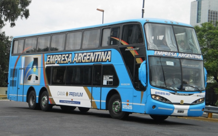 Mercedes-Benz O-400RSD - Busscar PanorâmicoDD (En Argentina) - Empresa Argentina 2525
EUX-185
Unidad posiblemente ex.Flecha Bus, en camino a Mar Del Plata
Palabras clave: Busscar Mercedes-Benz