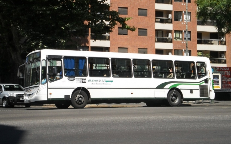 Mercedes-Benz OH-1618L-SB - Metalpar Iguazú - Moqsa 136
Toma Rápida (Argentina)
Palabras clave: Mercedes-Benz OH-1618L-SB Metalpar