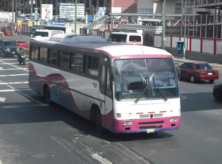 Volvo B10M - Comil Galleggiante 3.40 (en Venezuela) - Yuruani 029-A
6049A5A
Ex.46 de Expresos Occidente. Repintado recientemente.
Palabras clave: Comil Volvo