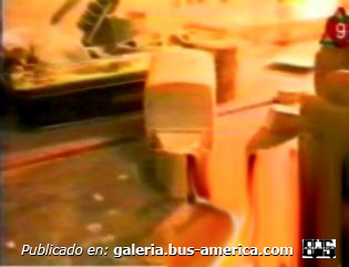 Mostrando como construía las Maquetas
