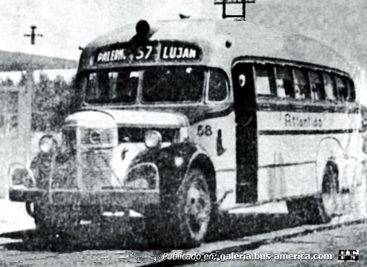 Volvo 1950 -  El Cóndor - Atlántida
[url=https://bus-america.com/galeria/displayimage.php?pid=60432]https://bus-america.com/galeria/displayimage.php?pid=60432[/url]

Línea 57 (Buenos Aires), interno 58


Fotógrafo: desconocido
