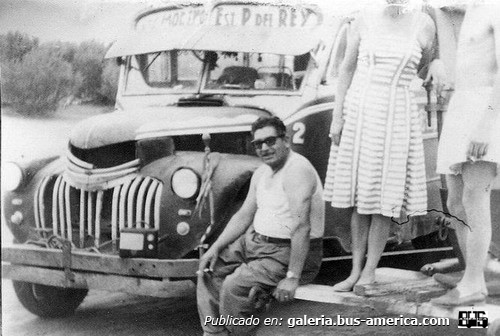 Chevrolet 1942 - Agosti - La Aurora
[url=https://bus-america.com/galeria/displayimage.php?pid=63649]https://bus-america.com/galeria/displayimage.php?pid=63649[/url]

Linea 4 (Pdo.Moreno), inerno 2
Luegp línea 500

Fotógrafo: desconocido de momento
