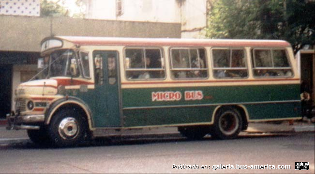 Mercedes Benz LO 1114 - San Juan 17 - Micro Bus
Linea 4 (Resistencia), interno 6
