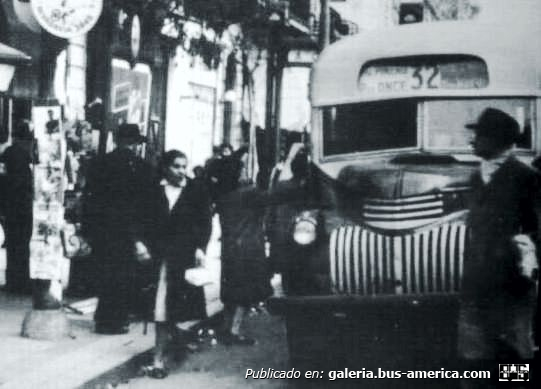 24  Linea 32 Chevrolet 1946 Carrocería Costa Rica cuando la incauto la CTCBA
