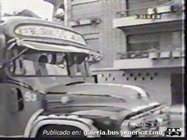 Linea 55 Ex Linea El Trébol Empresa Almafuerte S. A. Ford 1956 Carrocería Universal Interno 53
