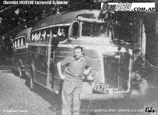 Lin.107 Ttes. Col. Gral. San Martin Chevrolet COE año 1938 Carrocería El Halcón Foto de Busarg
