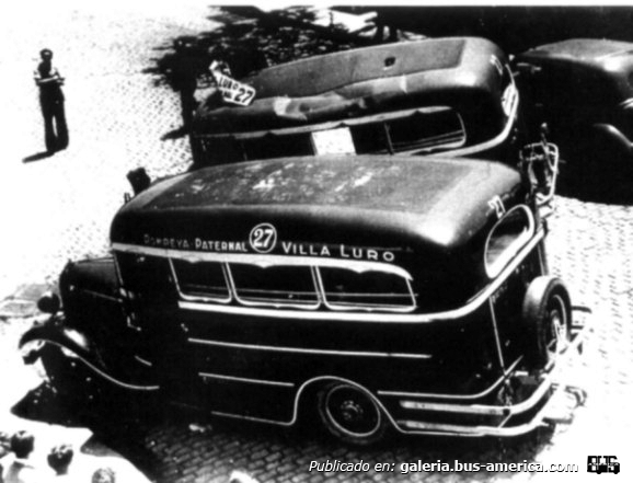 3  Lin.27.Chevrolet 1935 Choque
Choque Chevrolet 1934-35 Interno 1, foto de Sergio Ruiz Diaz.-
