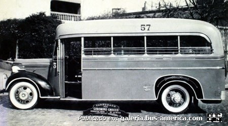 Linea 57 ex Linea 9 Chevrolet 1940 Carrocería Gnecco Interno 3 Foto de Sergio Ruiz Diaz
