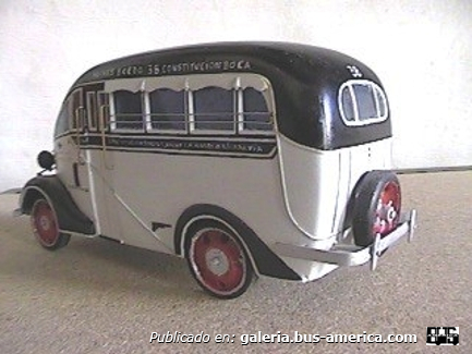 Linea 38 Chevrolet 1936 Carrocería Gnecco 38 Interno 28 Maqueta de mi autoría-
