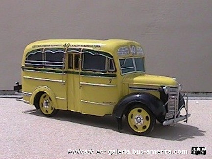 Linea 40 Chevrolet 1939 Carrocería Puletti  Interno 10 Maqueta de mi autoría
