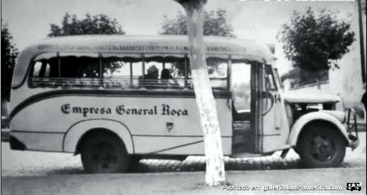  Linea 223 General Roca  Ford 1938-39 Carroceria Gnecco
