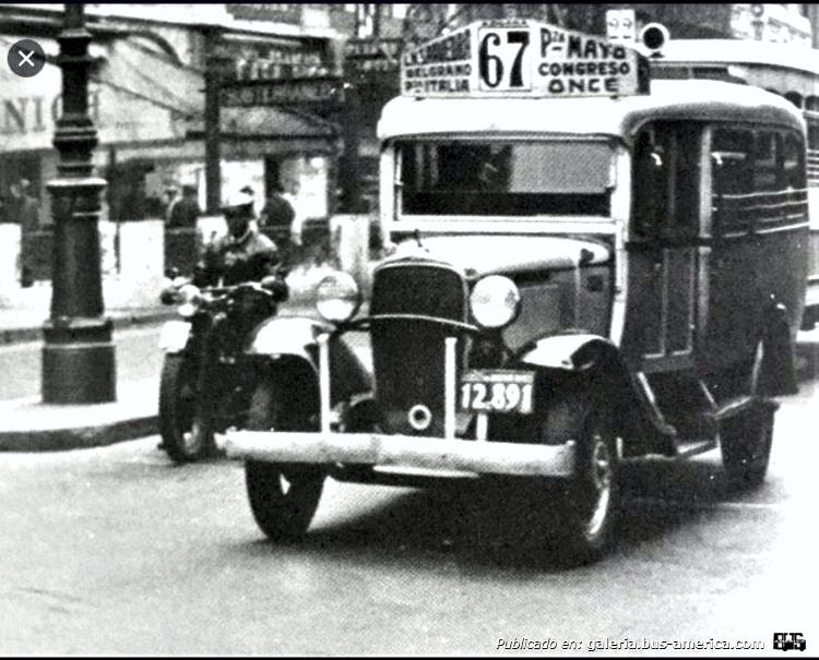   Linea 67 Ex Linea 36 Chevrolet 1933 Carrocería Mattaruchi Foto de Sergio Ruiz Diaz
