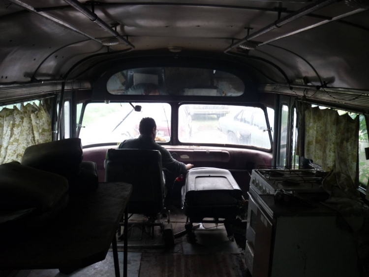 A quien quiera restaurar un Bedford
B 492448 - XFJ 751
Interior del Bedford muy completo, sin asientos

http://galeria.bus-america.com/displayimage.php?pos=-21815
http://galeria.bus-america.com/displayimage.php?pos=-21817
Palabras clave: INDIO 70