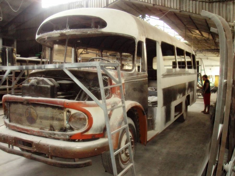 El Indio 1970
C 300335 - VQW 203
Al fondo se ve mi hermano más chico, refana, le encanta El Indio

http://galeria.bus-america.com/displayimage.php?pos=-18722
http://galeria.bus-america.com/displayimage.php?pos=-18723
http://galeria.bus-america.com/displayimage.php?pos=-18878
http://galeria.bus-america.com/displayimage.php?pos=-18879
http://galeria.bus-america.com/displayimage.php?pos=-18946
http://galeria.bus-america.com/displayimage.php?pos=-18949
http://galeria.bus-america.com/displayimage.php?pos=-18950
http://galeria.bus-america.com/displayimage.php?pos=-18966
http://galeria.bus-america.com/displayimage.php?pos=-18968
http://galeria.bus-america.com/displayimage.php?pos=-18969
http://galeria.bus-america.com/displayimage.php?pos=-18970
http://galeria.bus-america.com/displayimage.php?pos=-18992
http://galeria.bus-america.com/displayimage.php?pos=-18993
http://galeria.bus-america.com/displayimage.php?pos=-18995
http://galeria.bus-america.com/displayimage.php?pos=-18996
http://galeria.bus-america.com/displayimage.php?pos=-19034
http://galeria.bus-america.com/displayimage.php?pos=-19035
http://galeria.bus-america.com/displayimage.php?pos=-19036
http://galeria.bus-america.com/displayimage.php?pos=-19095
http://galeria.bus-america.com/displayimage.php?pos=-19096
http://galeria.bus-america.com/displayimage.php?pos=-19097
http://galeria.bus-america.com/displayimage.php?pos=-19099
http://galeria.bus-america.com/displayimage.php?pos=-19100
http://galeria.bus-america.com/displayimage.php?pos=-19155
http://galeria.bus-america.com/displayimage.php?pos=-19156
http://galeria.bus-america.com/displayimage.php?pos=-19157
http://galeria.bus-america.com/displayimage.php?pos=-19158
http://galeria.bus-america.com/displayimage.php?pos=-19159
http://galeria.bus-america.com/displayimage.php?pos=-19188
http://galeria.bus-america.com/displayimage.php?pos=-19189
http://galeria.bus-america.com/displayimage.php?pos=-19190
http://galeria.bus-america.com/displayimage.php?pos=-19191
http://galeria.bus-america.com/displayimage.php?pos=-19192
http://galeria.bus-america.com/displayimage.php?pos=-19201
http://galeria.bus-america.com/displayimage.php?pos=-19211
http://galeria.bus-america.com/displayimage.php?pos=-19213
http://galeria.bus-america.com/displayimage.php?pos=-19214
http://galeria.bus-america.com/displayimage.php?pos=-19215
Palabras clave: indio 70