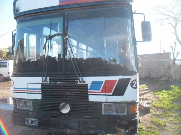 Mercedes-Benz OF 1215 - Ei-Var - Cnel Ramón Estomba
B 2488840 - STB 389
Ex interno 21

Foto extraida de www.vivavisos.com.ar

http://galeria.bus-america.com/displayimage.php?pid=32296
http://galeria.bus-america.com/displayimage.php?pid=32298
