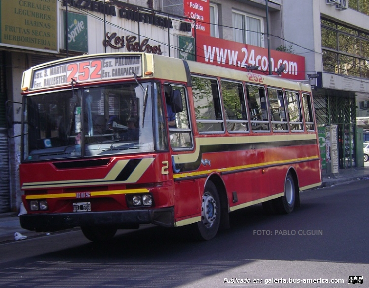 Mercedes-Benz OF 1214 - BUS - José Hernández
Línea 252 - Interno 2

Fotografía: Pablo Olguín
