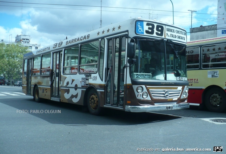 Mercedes-Benz OH 1718 L - Ugarte - Santa Fé
Línea 39 - Interno 139

Fotografía: Pablo Olguín
