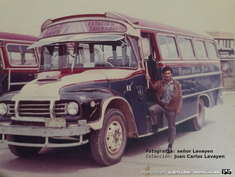 BedJ6LZ1-ED-pba312i11a_fJuanCarlosLavayen
[url=https://bus-america.com/galeria/displayimage.php?pid=70920]https://bus-america.com/galeria/displayimage.php?pid=70920[/url]

Línea 257 (Prov.Buenos Aires)


Fotografía: Juan Carlos Lavayen
Colección: [url=https://www.facebook.com/photo.php?fbid=122321357192103565&set=p.122321357192103565&type=3]Juan Carlos Lavayen (hijo)[/url]
Posteado en: facebook.com

