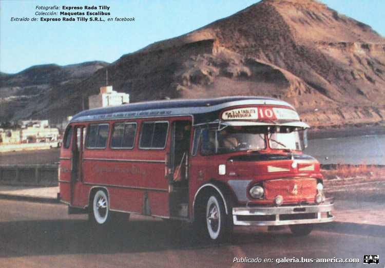 Mercedes-Benz LO 1114 - El Detalle - Exp.Rada Tilly
Línea 10 (Cro.Rivadavia), interno 4

Fotografía: Expreso Rada Tilly
Colección: Maquetas Escalibus
Extraído de: [url=https://www.facebook.com/100065672371689/posts/55-a%C3%B1os-uniendo-rada-tilly-con-comodoro-rivadavia/857000636499008/]Expreso Rada Tilly S.R.L.[/url]
