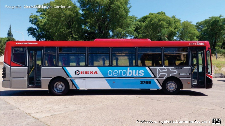 Mercedes-Benz OH 1718 L SB - Metalpar Iguazú 2010 - ERSA
NGC 174
[url=https://bus-america.com/galeria/displayimage.php?pid=61760]https://bus-america.com/galeria/displayimage.php?pid=61760[/url]
[url=https://bus-america.com/galeria/displayimage.php?pid=61766]https://bus-america.com/galeria/displayimage.php?pid=61766[/url]

Línea Aerobus (Corrientes), interno 2766
Ex ERSA (Prov.Córdoba), interno 2766
