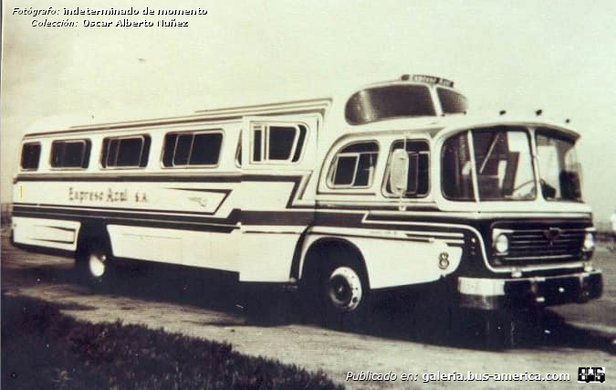ACLO Regal VI - El halcón - Exp.Azul
Exp. Azul, interno 6

Fotógrafo: desconocido
Colección: Oscar Alberto Nuñez


Se puede conocer la historia de esta empresa en nuestra sección Revista Bus Améruca: [url=https://revista.bus-america.com/Notas/ExpAzul/ExpAzul.php]Expreso Azul, una parte de historia[/url]
