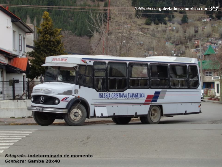 Mercedes-Benz LO 1114 - El Quinto - Iglesia Cristiana Evangelica
TXS 247 - ex patente U.077300

Iglesia Cristiana Evangélica
Ex El Tordillo (Cro.Rivadavia), interno ¿102? ¿103?

Fotógrafo: indeterminado de momento (se agradecen datos)
Gentileza: Marcelo Gamba 28x40
