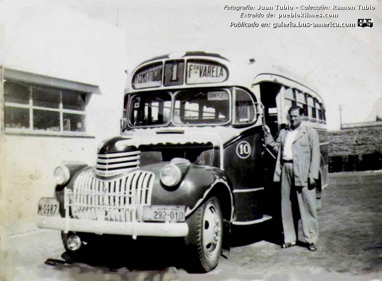 Chevrolet AK - FAC , El Halcón - El Halcón
M-0987
[url=https://bus-america.com/galeria/displayimage.php?pid=56278]https://bus-america.com/galeria/displayimage.php?pid=56278[/url]

Línea 1 (Prov. Buenos Aires), interno 10

Fotografía: Juan Tubio
Colección: Ramón Tubio
Artículo: pueblokilmes.com
