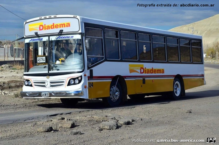 Mercedes-Benz OF 1418 - La Favorita Favorito GR - Diadema
PEN 664

Línea Diadema (Cro.Rivadavia), interno 04


Fotografía extraída de: [url=https://www.abcdiario.com.ar/locales/vecinos-hartos-se-volvio-a-romper-el-colectivo-de-transporte-diadema/]ABC Dairio .com.ar[/url]
