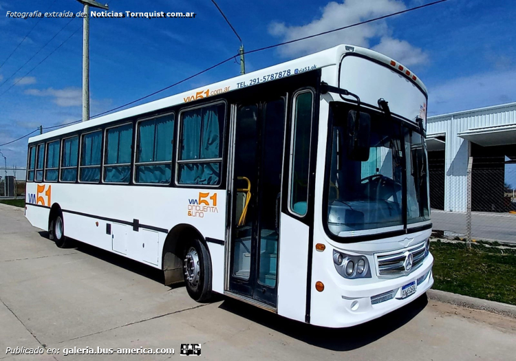 Mercedes-Benz OF 1721 - La Favorita Favorito GR - Vía 51
AA 652 RB
[url=https://bus-america.com/galeria/displayimage.php?pid=69178]https://bus-america.com/galeria/displayimage.php?pid=69178[/url]
[url=https://bus-america.com/galeria/displayimage.php?pid=69179]https://bus-america.com/galeria/displayimage.php?pid=69179[/url]

Línea 1 (Pdo.Tornquist)

Extraído de: [url=https://www.noticiastornquist.com.ar/2023/09/22/el-servicio-de-transporte-interurbano-del-distrito-cuenta-con-una-nueva-unidad-1/]Noticias Tornquist .com.ar[/url]
