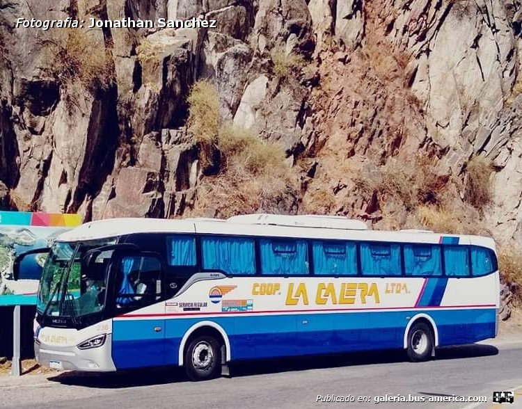 Mercedes-Benz O 500 M - Saldivia Aries 345-1050 - Coop. La Calera
AF 394 AV
[url=https://bus-america.com/galeria/displayimage.php?pid=58450]https://bus-america.com/galeria/displayimage.php?pid=58450[/url]

Coop. La Calera (Prov. Córdoba), interno 236

Fotografía: Jonathan Sanchez
