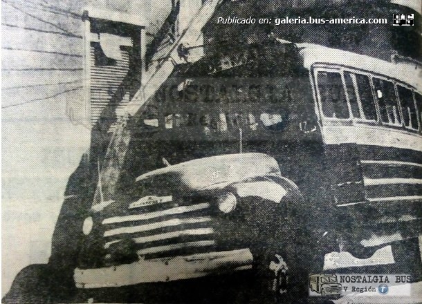 Chevrolet Loadstar - Embry - Verde Mar
Fotógrafo: desconocido
Colección y gentileza: Mauricio Alejandro Ampuero
Extraído de: Nostalgia Bus V Región, en facebook.com
