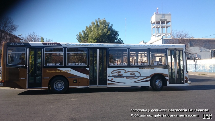 Mercedes-Benz OH 1718 L SB - La Favorita Favorito GR - Transp. Santa Fé
Fotografía y gentileza: Carrocería La Favorita
Extraídas de facebook.com
