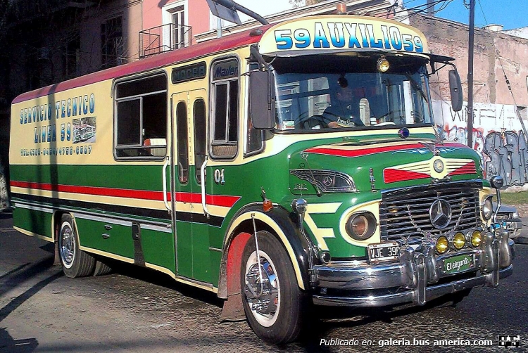 Mercedes-Benz LO 1114 - El Cóndor - M.O.C.B.A.
C 1216462 - VJE 390
Línea 59 - Interno 01 (Servicio técnico)

Fotografía: Daniel Mazza
