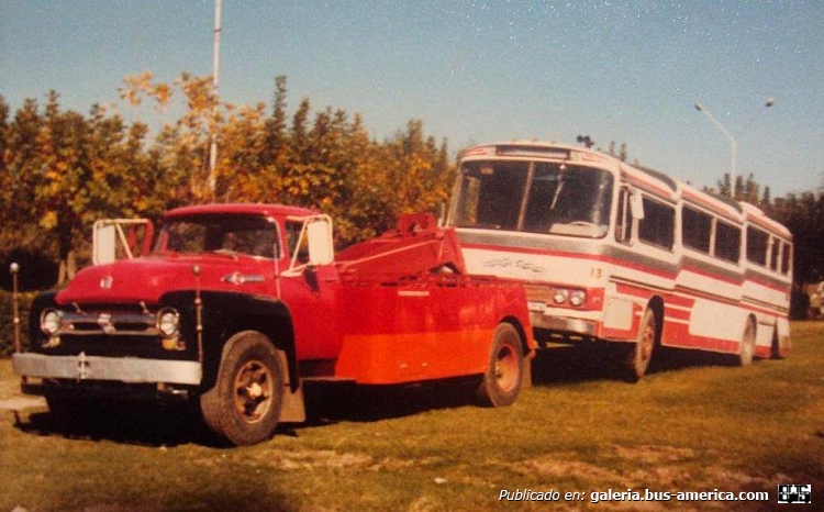 Magirus-Deutz - Cametal  
Interno 13

Fotografía publicada en la comunidad de facebook "Grúas T y G" Tassone y Pasquarelli
