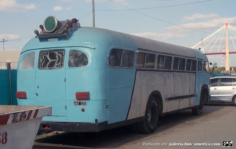 Volvo - Varese - Particular
B 897585 - VWX 020

Fotografía: Juan Andrés Benavídez
Publicada en el grupo de facebook "Vehículos y cosas abandonadas"

http://galeria.bus-america.com/displayimage.php?pid=35014
http://galeria.bus-america.com/displayimage.php?pid=35265
