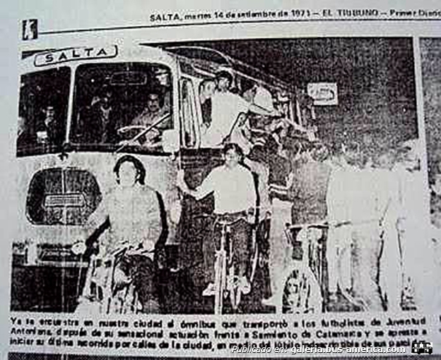 Leyland Royal Tiger - Güemes
Fotografía: Autor desconocido, para el diario El Tribuno
Publicada en el facebook Nuestra Salta de Ayer, por Alejandro Molina
