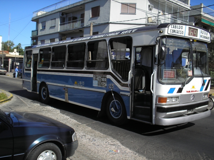 Mercedes-Benz OHL 1320 - San Miguel - Transporte Escalada
BQQ 304
Linea 169 - Interno 25
Este coche perteneció a C.O.P.L.A., lineas 114-146.
Palabras clave: San Miguel Linea 169 Tpte. Escalada SA