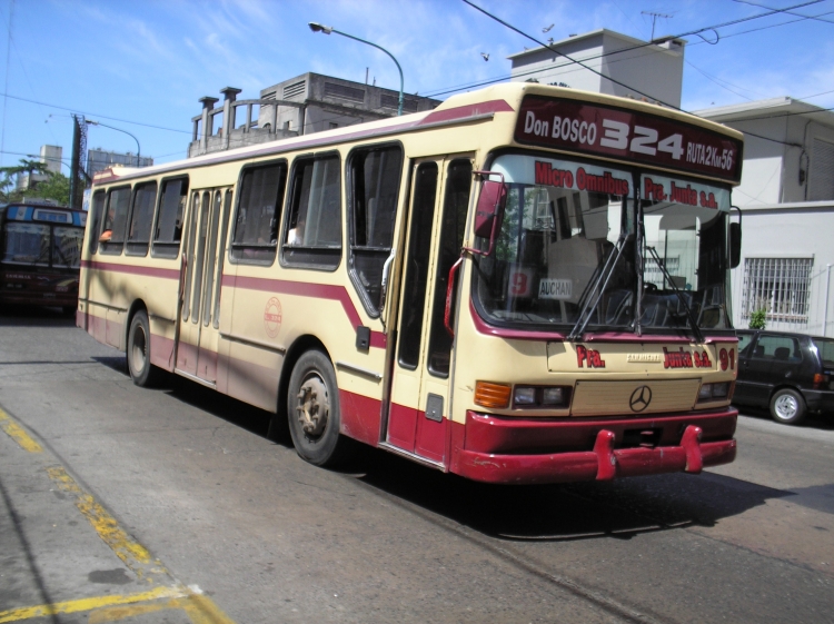 Mercedes-Benz 1621 - San Miguel - M.O.Primera Junta
CEK 523
Linea 324 - Interno 91
Ex La Cabaña, Ex L.P.G.B. S.A.
Palabras clave: Linea 324 San Miguel MO Pra Junta SA