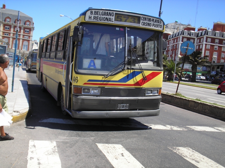 Mercedes-Benz 1316 - San Miguel - T.O. General Pueyrredón
B 2632063 - RSB 819
Linea 573 - Interno 46
Unidad modelo 1994, original Carrocería BUS, recarrozado en 1995-1996.
Palabras clave: T. O. Gral Pueyrredón San Miguel Linea 573 OHL1316