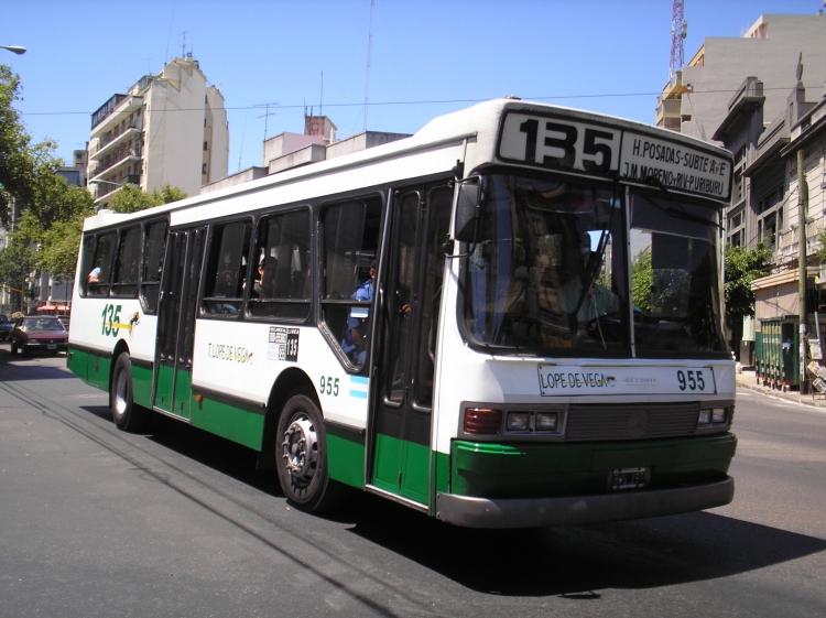 Mercedes-Benz 1621 - San Miguel - Lope De Vega
BWG 955
Linea 135 - Interno 955
Palabras clave: DOTA SA Tptes Lope de vEga Linea 135 San Miguel OH1621L