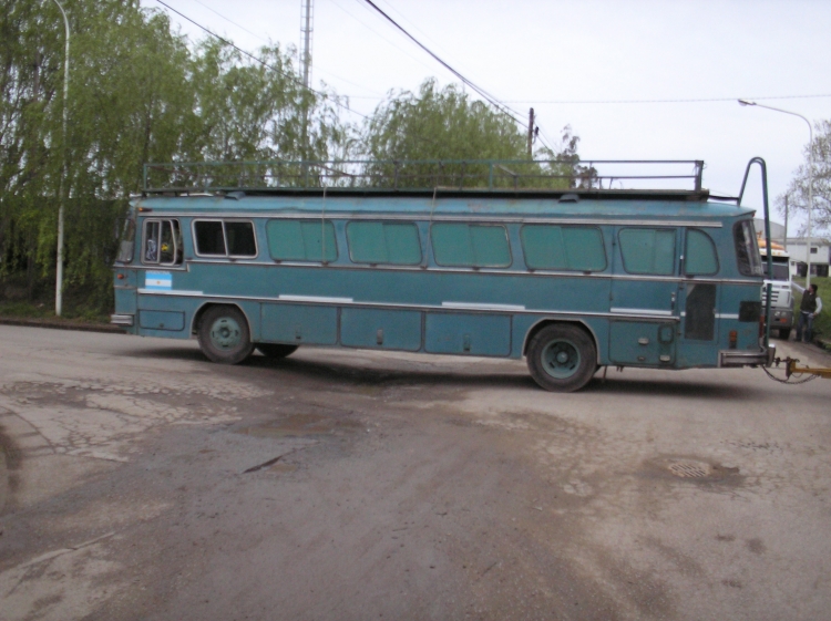 Mercedes-Benz O-140 - El Detalle - Motor Home
Casa Rodante, ex Gendarmería Nacional
