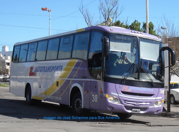Mercedes-Benz OF 1722 - Saldivia - 21 Autotransporte - 38
KJX 004
Interno 38          
Palabras clave: 21 Autotransporte 38