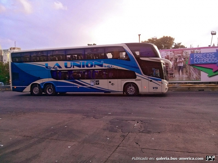 Mercedes-Benz O-500 RSD - Marcopolo (en Argentina) - La Unión
Interno 19
Terminal de ómnibus Retiro
