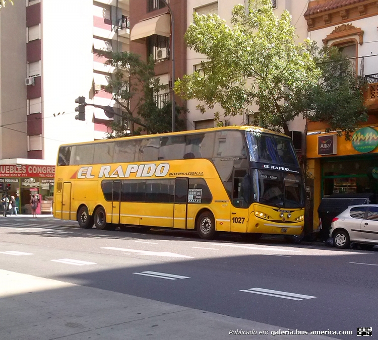 Volvo - Busscar (en Argentina) - El Rápido Internacional
Interno 1027
Av. Entre Ríos Casi Mexico. Buenos Aires -Marzo 2015
