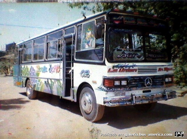 Mercedes-Benz OC 1214 - El Detalle (en El Salvador) - La Unión
Foto de autor desconocido, publicada en el Facebook Buses de El Salvador
Palabras clave: detalle 1214 salvador