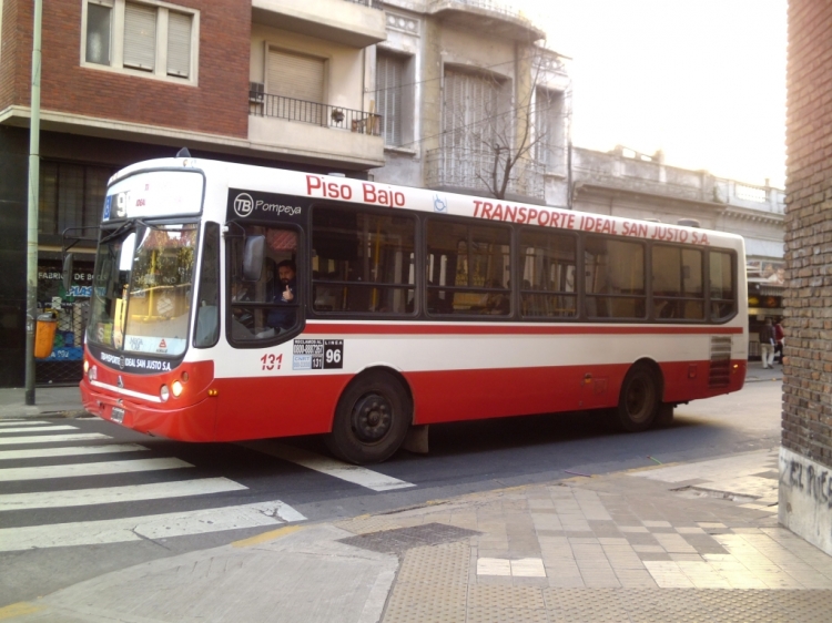 Agrale MT 12 - Todo Bus - Transporte Ideal San Justo
HBT 615
Línea 96 - Interno 131
(Ex 1286 de la 161)

Photo by Bondiman
Palabras clave: agrale tisj