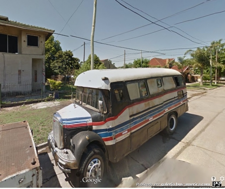 Mercedes-Benz L 312 - El Detalle - Particular
Foto tomada de Google Street View

